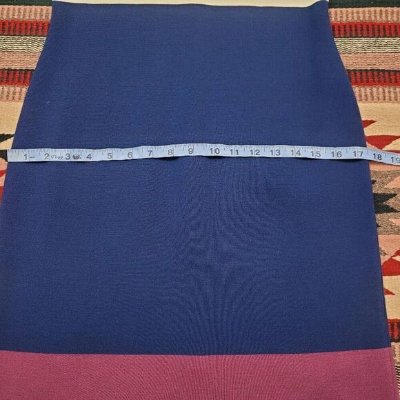 St. John Milano Colorblock Knit Dress Sz 4 Mint Blue Burgundy Sleeveless Sheath - Picture 9 of 10
